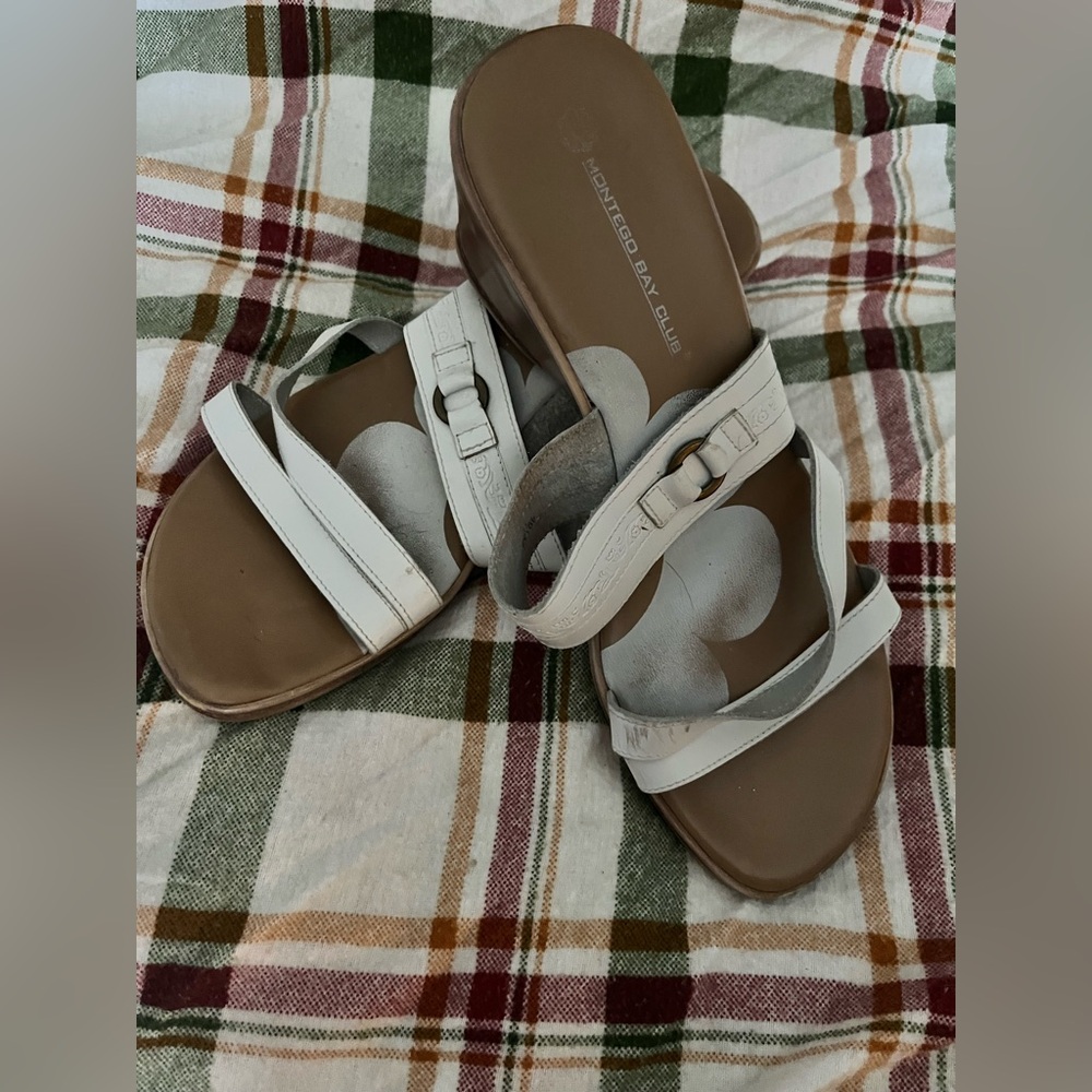Montego Bay Club Women's Cream Sandals